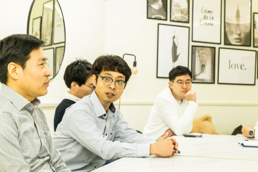 roomm&talk 이미지